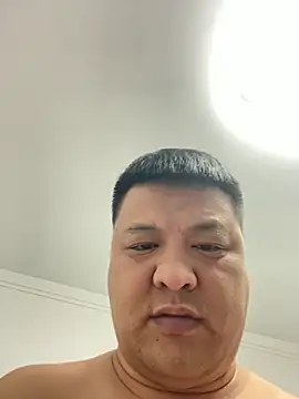 zhang1118 stripchat live cam model