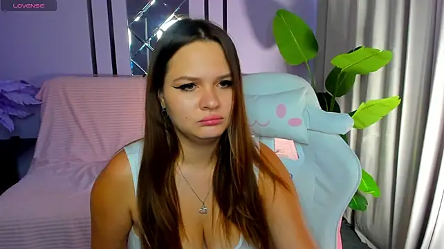 CutieChloee stripchat live cam model