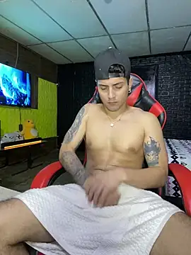 AlessandroAGT stripchat live cam model