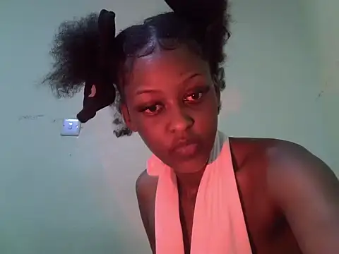 ebony_petite9 stripchat live cam model