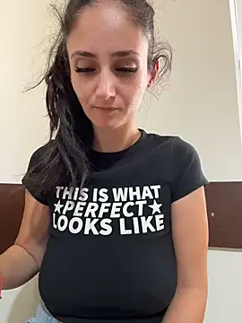 Almmaxxxx stripchat live cam model