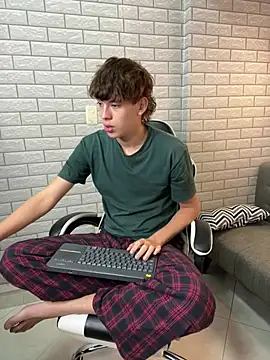 Nicola_hard stripchat live cam model