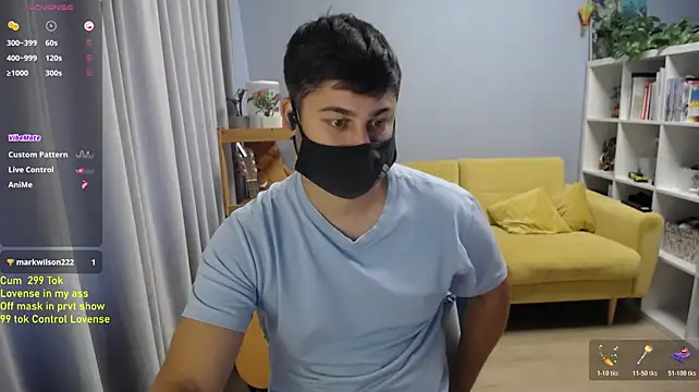 Tomguys stripchat live cam model