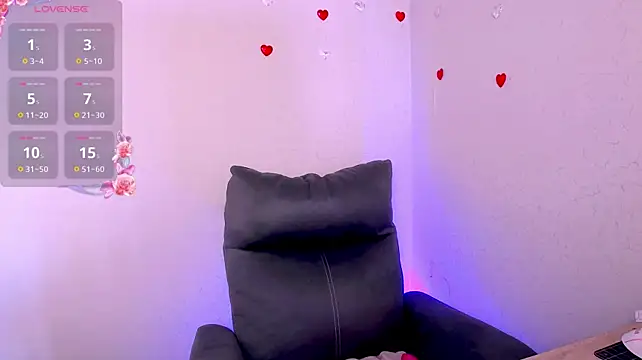 BellaVelure6767 stripchat live cam model