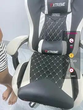 -Nuna- stripchat live cam model
