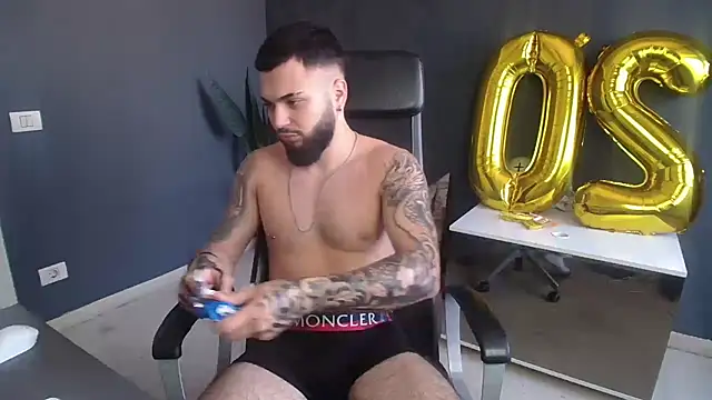 OscarWillss stripchat live cam model