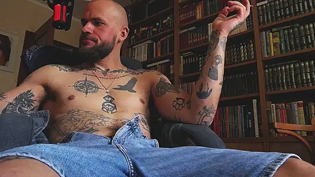 padr3jason stripchat live cam model