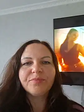 Meri_a stripchat live cam model