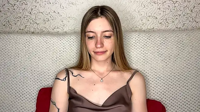 Shinin_Robi stripchat live cam model