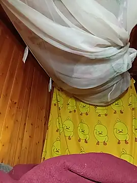 nako-yaya stripchat live cam model