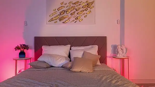 RiaBratz stripchat live cam model
