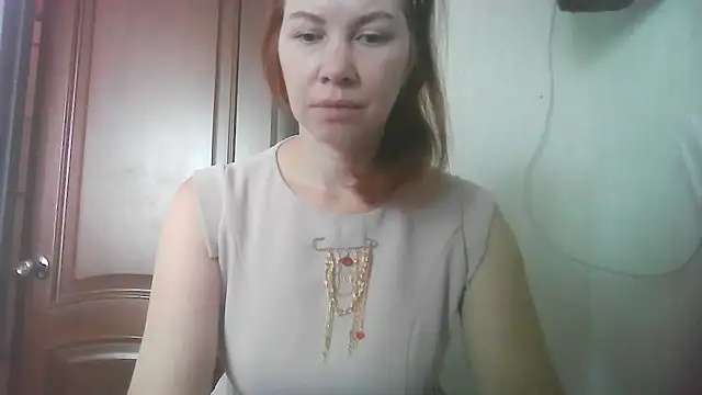 Almiraq stripchat live cam model