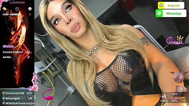 MistressxMommyNathalie stripchat live cam model