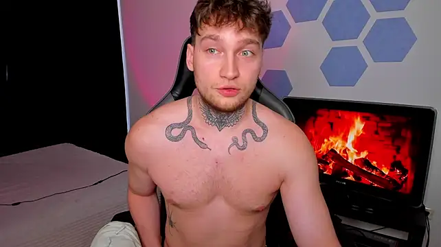 Chris_Tyson stripchat live cam model