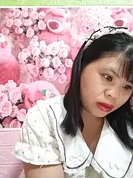 Xuka_lyss stripchat live cam model