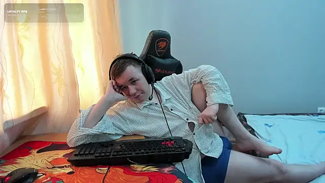 iliaskrislove stripchat live cam model