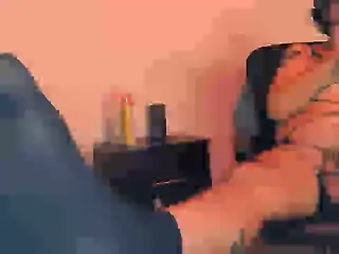 Iscariot19 stripchat live cam model