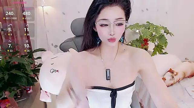 yaoyao-baby520 stripchat live cam model