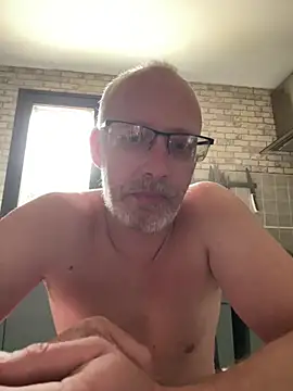 Cedric7653 stripchat live cam model