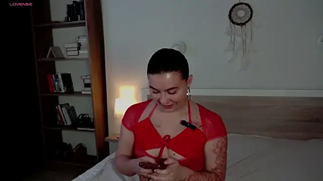 HermioneMoon stripchat live cam model