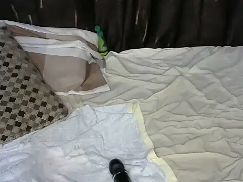 slim_mee stripchat live cam model