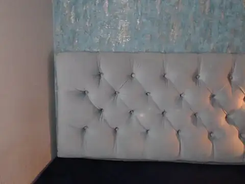 AuroraSkyX stripchat live cam model