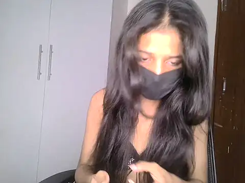 PINKI_HEART_ stripchat live cam model