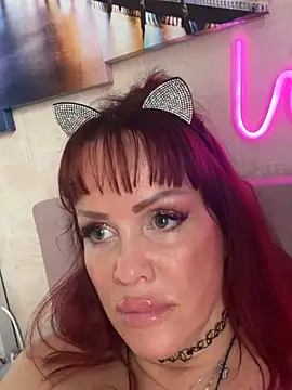 Lolaley2 stripchat live cam model