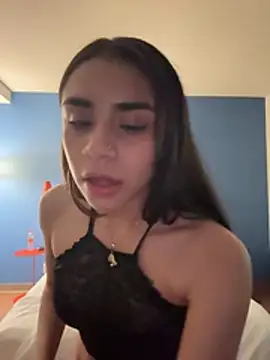 Ariovalle stripchat live cam model