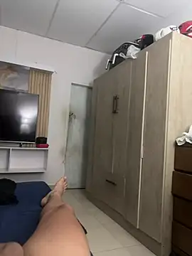 noahurda21 stripchat live cam model
