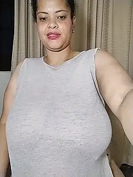sweetpe stripchat live cam model