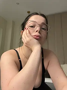 DeniseReese stripchat live cam model