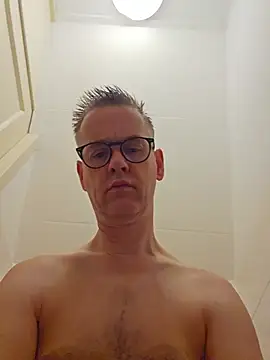 Hectorthyssen1 stripchat live cam model
