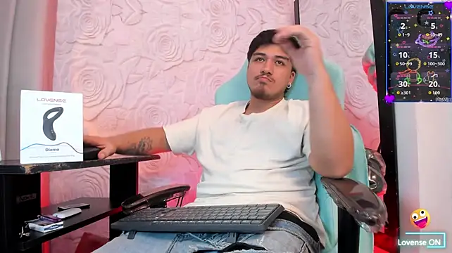 juanmechanic_ stripchat live cam model