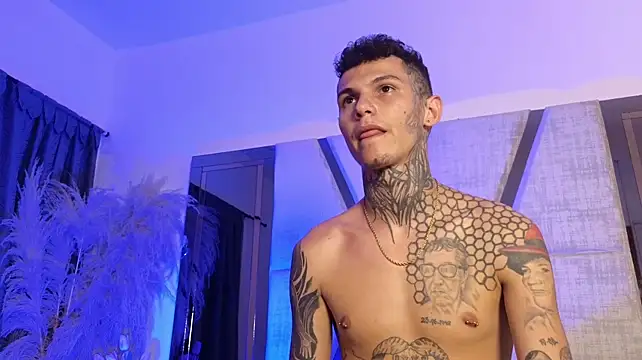 Paulo_527 stripchat live cam model