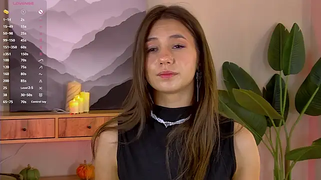 Treasure__Girl stripchat live cam model