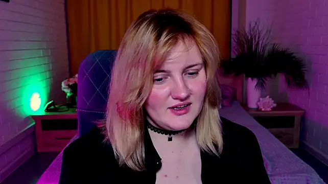 KathyBriggs stripchat live cam model