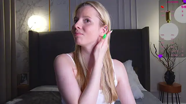 Stefie_Wells stripchat live cam model