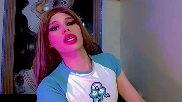 raven_estrada_ stripchat live cam model