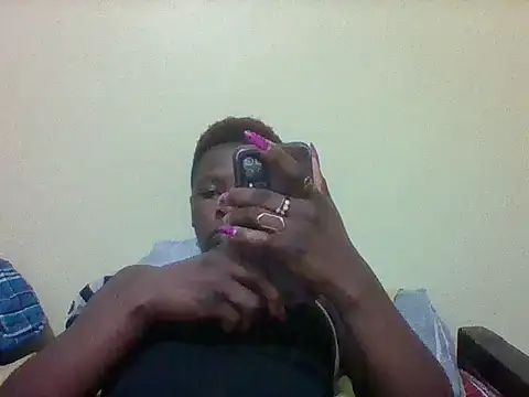 kadolie stripchat live cam model