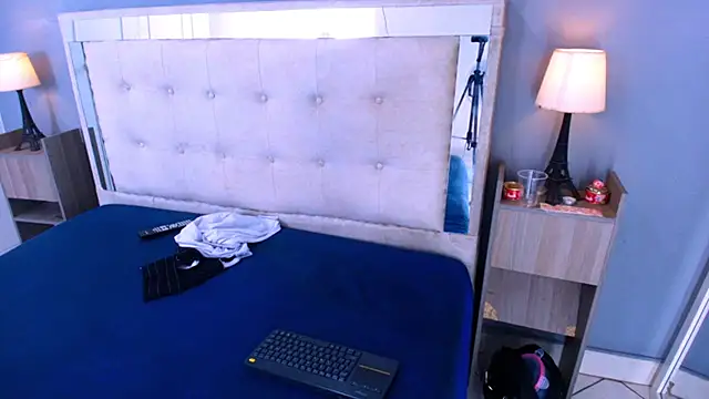 _Thiago12 stripchat live cam model