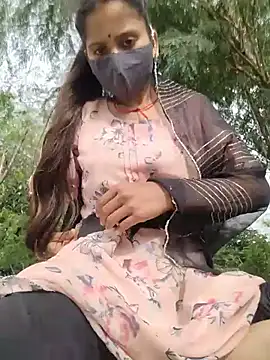 Xjdjjfkgk stripchat live cam model