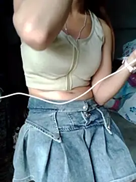 TrucBaby stripchat live cam model