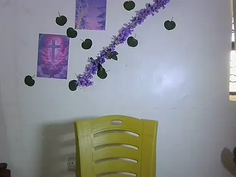 PreggoBeauty stripchat live cam model