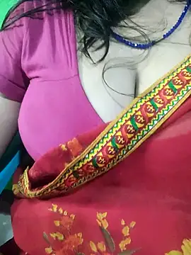 SnehaPriya stripchat live cam model