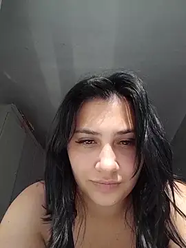 madinaStar stripchat live cam model