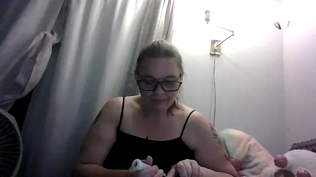 JessieXXXStarr stripchat live cam model