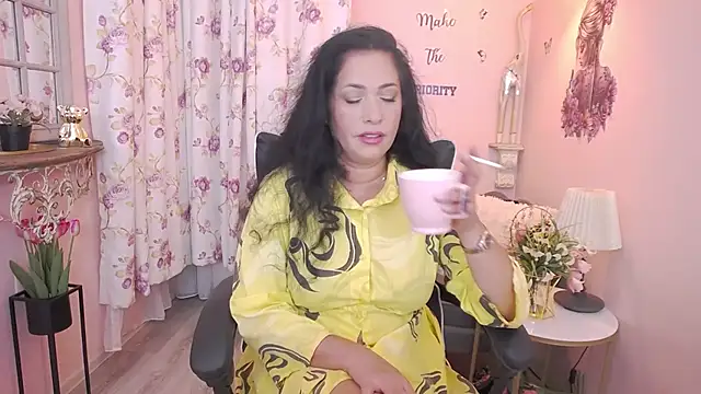 MyLovOne stripchat live cam model