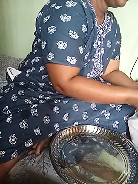 Telugu_cute_143 stripchat live cam model