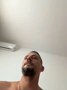 InsaneMattt stripchat live cam model